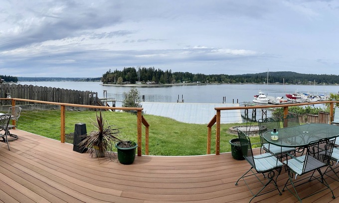 Keyport Apartment | Waterfront escape with amazing views