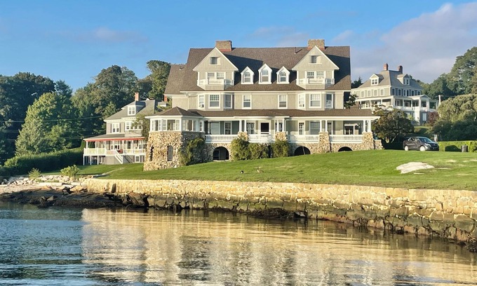 Groton House | Waterfront Estate in Groton – 10 Bedrooms, Private Pier, & Beach Access