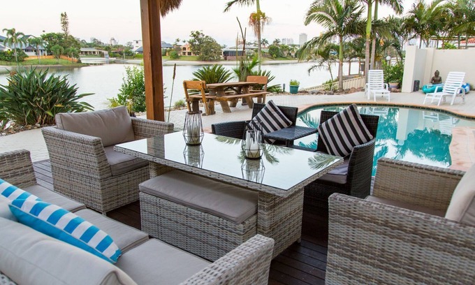 Broadbeach Waters House | Waterfront Family Paradise, Pet Friendly, Broadbeach location location location