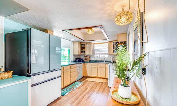 Spring Hill Cottage | Waterfront Florida Escape w/Deck & Private Dock!