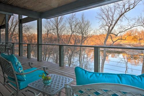 Cleora House | Waterfront Grand Lake Family House with Game Room!