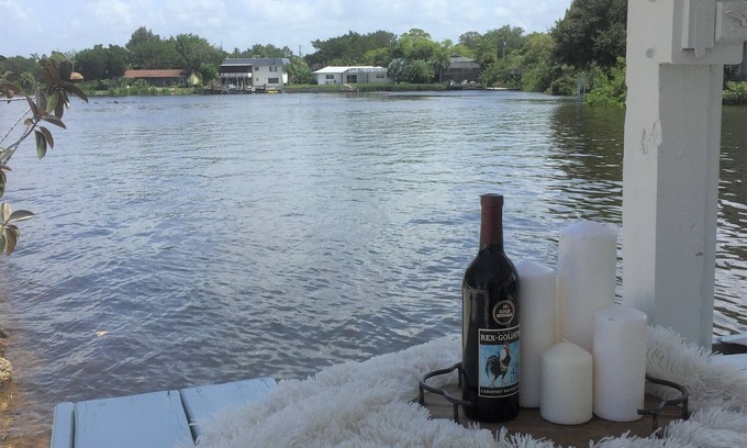 Driftwood Isles House | Waterfront Gulf retreat, Tranquil, Spectacular views, Wildlife, Kayaks, Fishing.