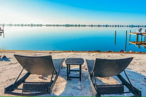 Gulf Shores House | Waterfront Home With Private Beach & Hot Tub