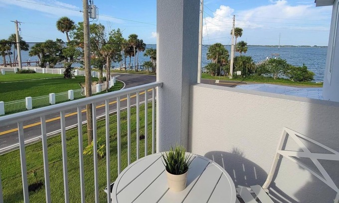 Cocoa Apartment | Waterfront Indian River Apartment with Access to Dock