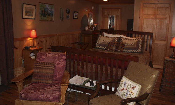 Saranac Lake Apartment | Waterfront Inn/Suite with Balcony/water views