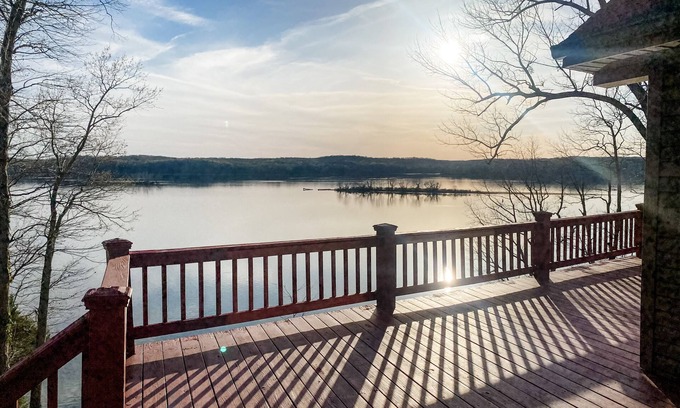 Cadiz House | Waterfront- Lake Barkley- Stunning Views