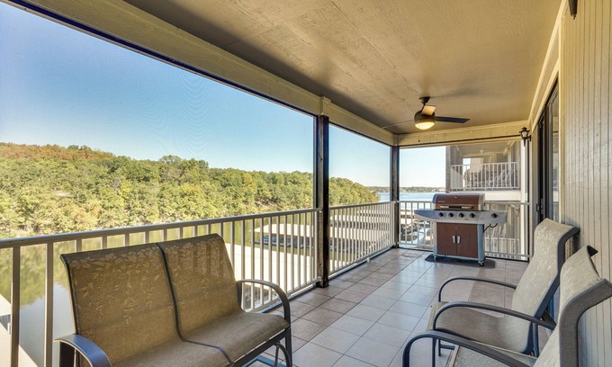 Osage Beach Condo | Waterfront Lazy Days Condo w/Views & Pool Access!