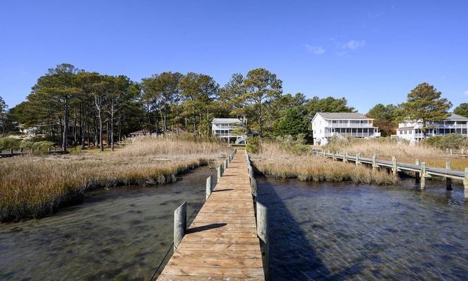 Piney Island House | Waterfront Living at its finest on Chincoteague Island!