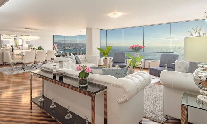 Senor De Los Milagros Apartment | WaterFront Luxe 4BR terrace Marriott King