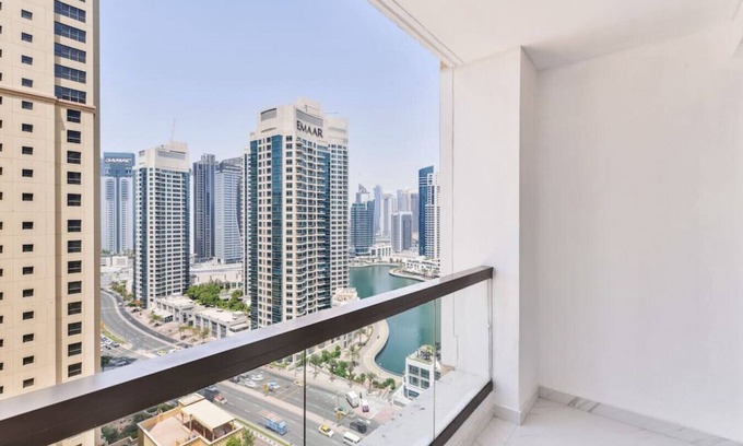 Dubai Marina Apartment | Waterfront Luxury 3+1 BR in JBR, Dubai