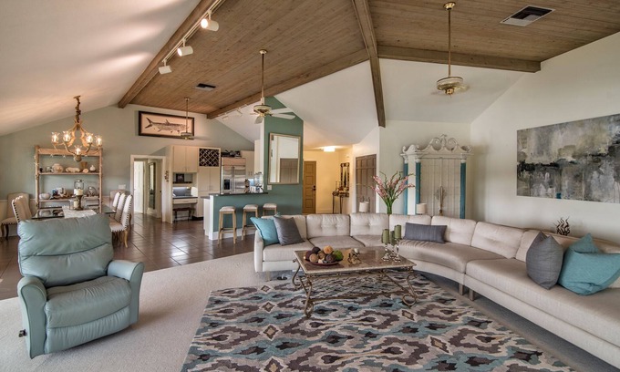 Harbor Hills House | Waterfront NW Bradenton; dolphins, amenities, exotic birds.
