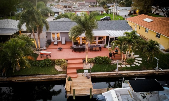 Shore Acres House | Waterfront Oasis Near Vibrant Downtown St. Pete
