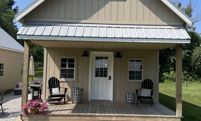 Mount Liberty Cabin | Waterfront Oasis Deep in Nature