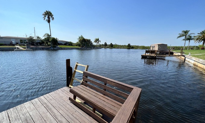 Port Richey House | Waterfront relaxation adjacent to the Gulf of Mexico