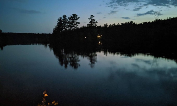 Lanark Highlands House | Waterfront retreat on Robertson Lake