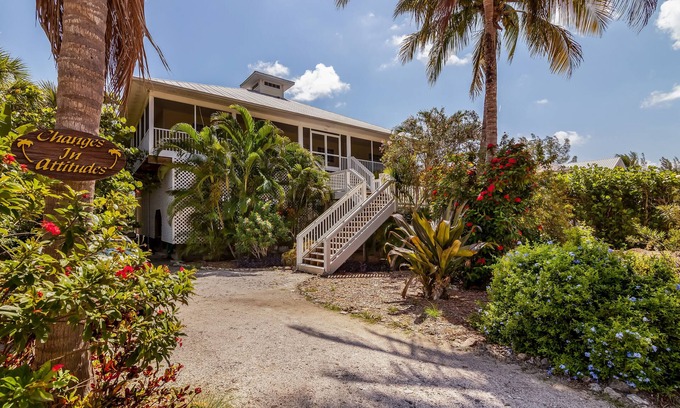 Cape Haze House | Waterfront Steps to Beach, Huge Deck, 1 pet, Kayaks, SUP, Dock sleeps 8