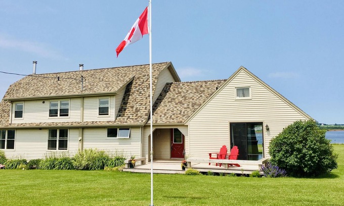 New London House | Waterfront Vacation Home - close to Cavendish, golf, beach.