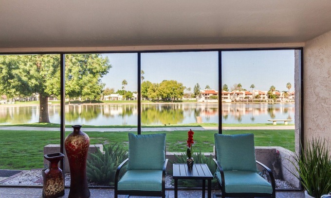 Desert Shores Condo | Waterfront with 2 KING Beds and full-size bunks