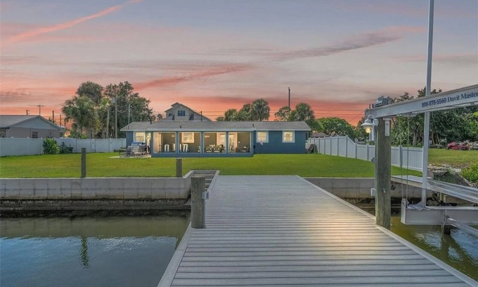 Sea Ranch On The Gulf House | Waterfront with a huge dock with direct Gulf access. Clean and Comfortable.n