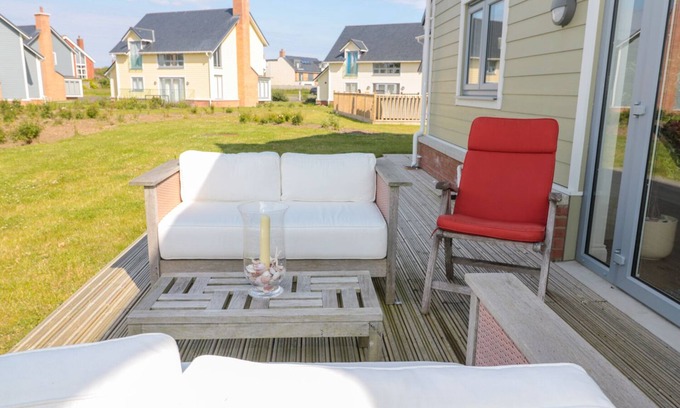 Beadnell Cottage | Waterside