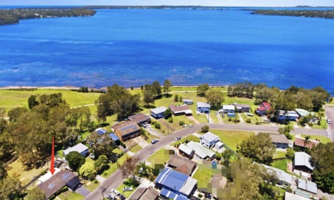 Central Coast House | Waterside Holiday House