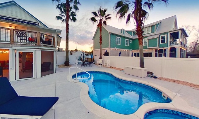 Socastee House | Waterway Fun