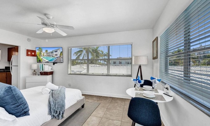North Beach House | Waves on Desoto Beautiful studio