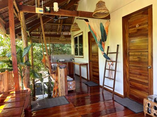 General Luna House | Wayans Siargao Homestay