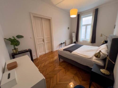 Terezvaros Apartment | WCC Csengery Budapest