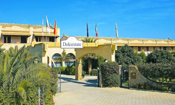 Campofelice di Roccella House | We are the cheapest in the area