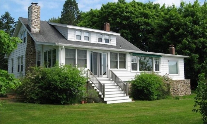 Westerly House | We call it Ponder!