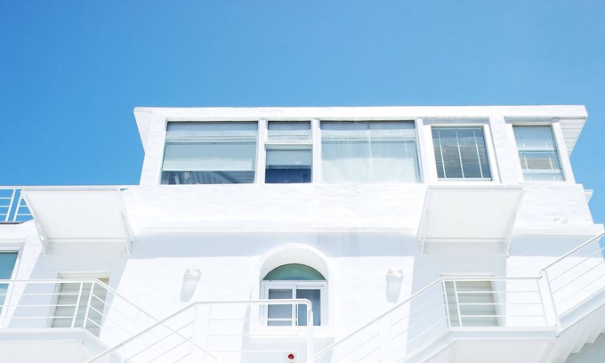 Sail Rock Beach Bed & Breakfast | We Stay Inn