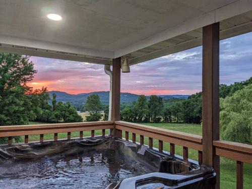 Wears Valley House | Wears Valley Farmhouse with lovely views