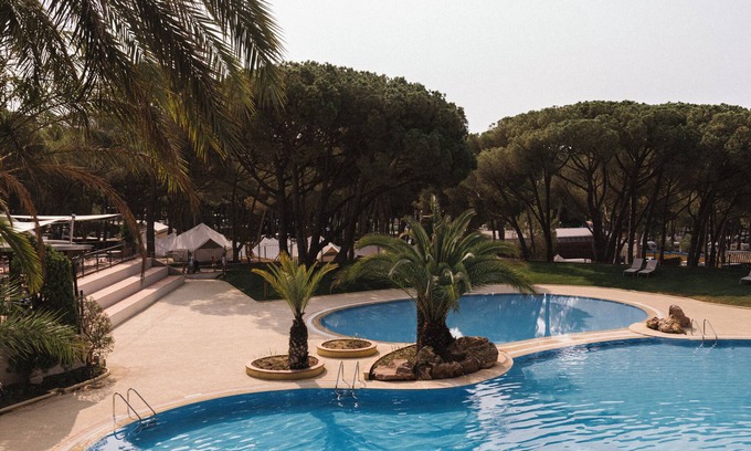 L'Escala RV Rental | Wecamp Cala Montgó