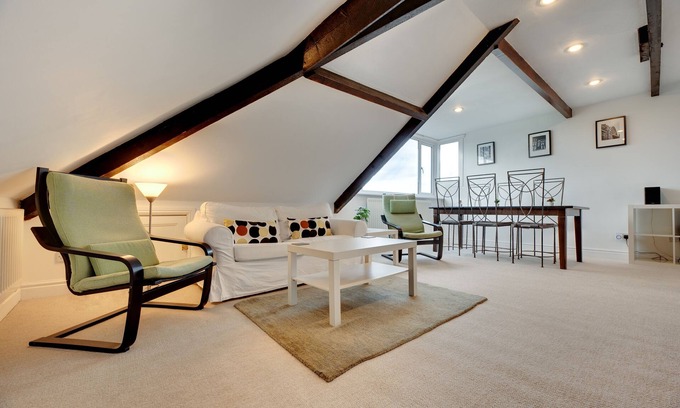 Tynemouth Apartment | Week2Week Super Tynemouth Apartment 2 Bed