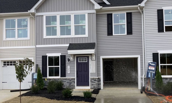 New Kent House | Welch Vacation Home VA