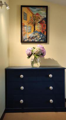 Nebian House | Welcome, Bienvenue, Chez Charly!