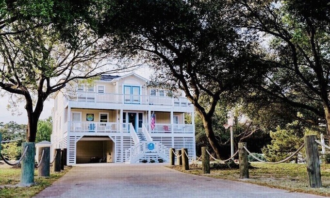 Sea Acres House | Welcome home! 4100 sq ft, Pool, Fully stocked house near Downtown Duck and ocean