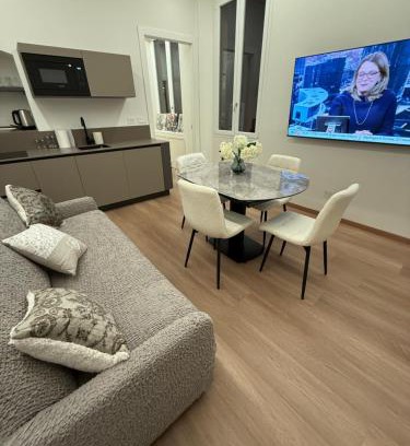 Rapallo Apartment | WELCOME RIVIERA Mazzini 77 appartamento lusso nel centro di Rapallo,WIFI, condizionamento in ogni stanza, attrezzato con tutto quello che serve in una casa, per un soggiorno da favola, parcheggio a pagamento 15euro al giorno da prenotare in anticipo