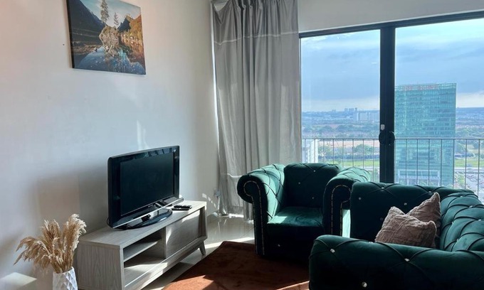 Shah Alam Apartment | Welcome Suite at Trefoil Setia Alam