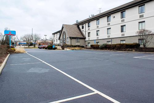 Springdale Hotel | Welcome Suites Springdale