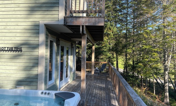 Humber Valley Ski Chalet | Welcome to Humber House: Luxury Golf Course Retreat