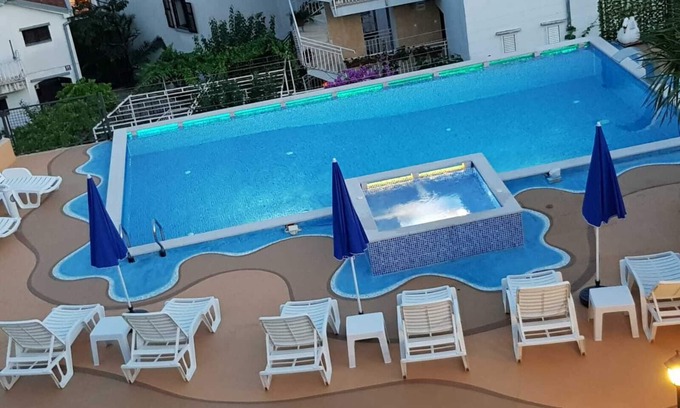 Igalo House | Welcome to Apartmani Niksic - object no. 2960592