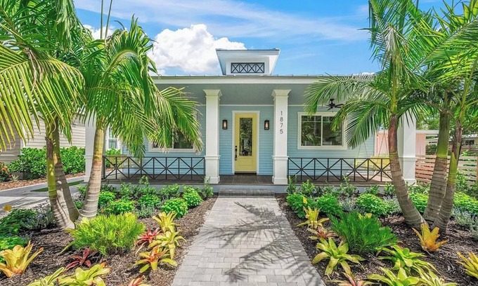 Gillespie Park House | Welcome to Casa Blue! Come enjoy Sarasota!