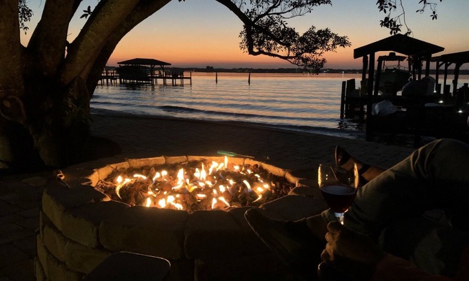 Tropic House | Welcome to Casa de la Playa w/boat option!