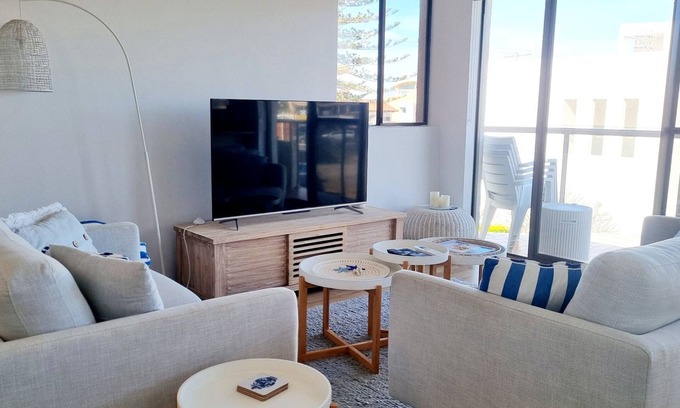 Tuncurry Apartment | Welcome to Champagne Court 07