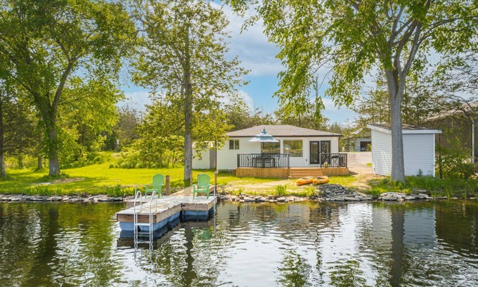 Campbellford Cottage | Welcome to Cozy Trentmoe