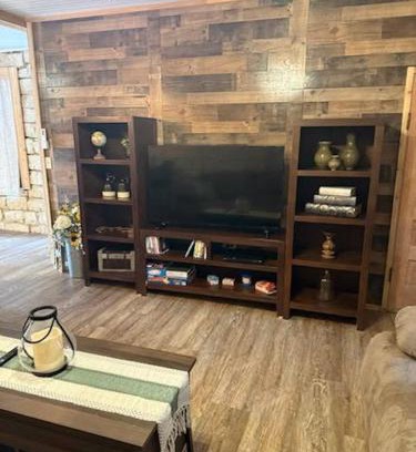 Liebenthal House | Welcome to Das Stein Haus!