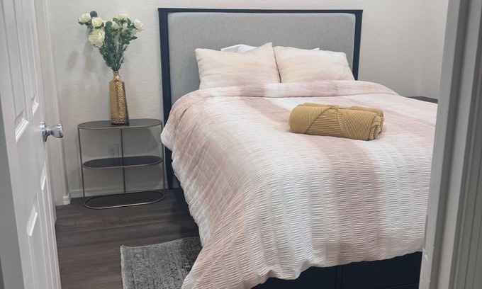Lakewood Country Estates House | Welcome to Luxe Stays! Your beautiful retreat located in Ahwatukee, Arizona.