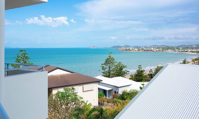 Yeppoon Apartment | Welcome to Ocean's 12, your perfect home away from home in the heart of Yeppoon.